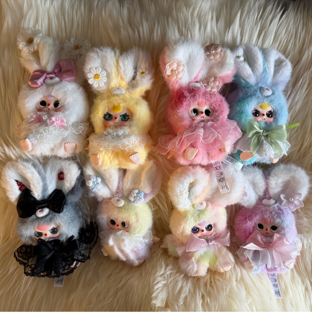 NWT Baby three flower fairy case, 4 bunnies with special eyes.